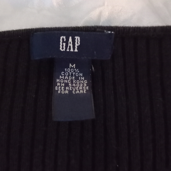 GAP Pull-over sweater - Picture 2 of 2